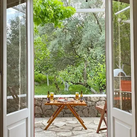 Apartment πέτρινο σπίτι με κήπο και θέα στον ελαιώνα, Ii *